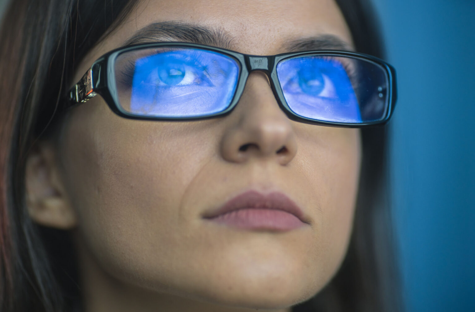 Do Blue Light Glasses Help with Headaches? | Toronto